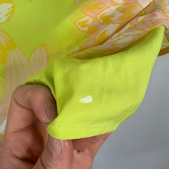 Modcloth Fluttering Outta Sight Blouse in Neon Yellow Floral - Picture 7 of 9